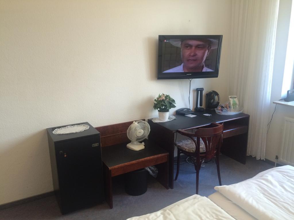Hotel Aris Sarstedt Zimmer foto